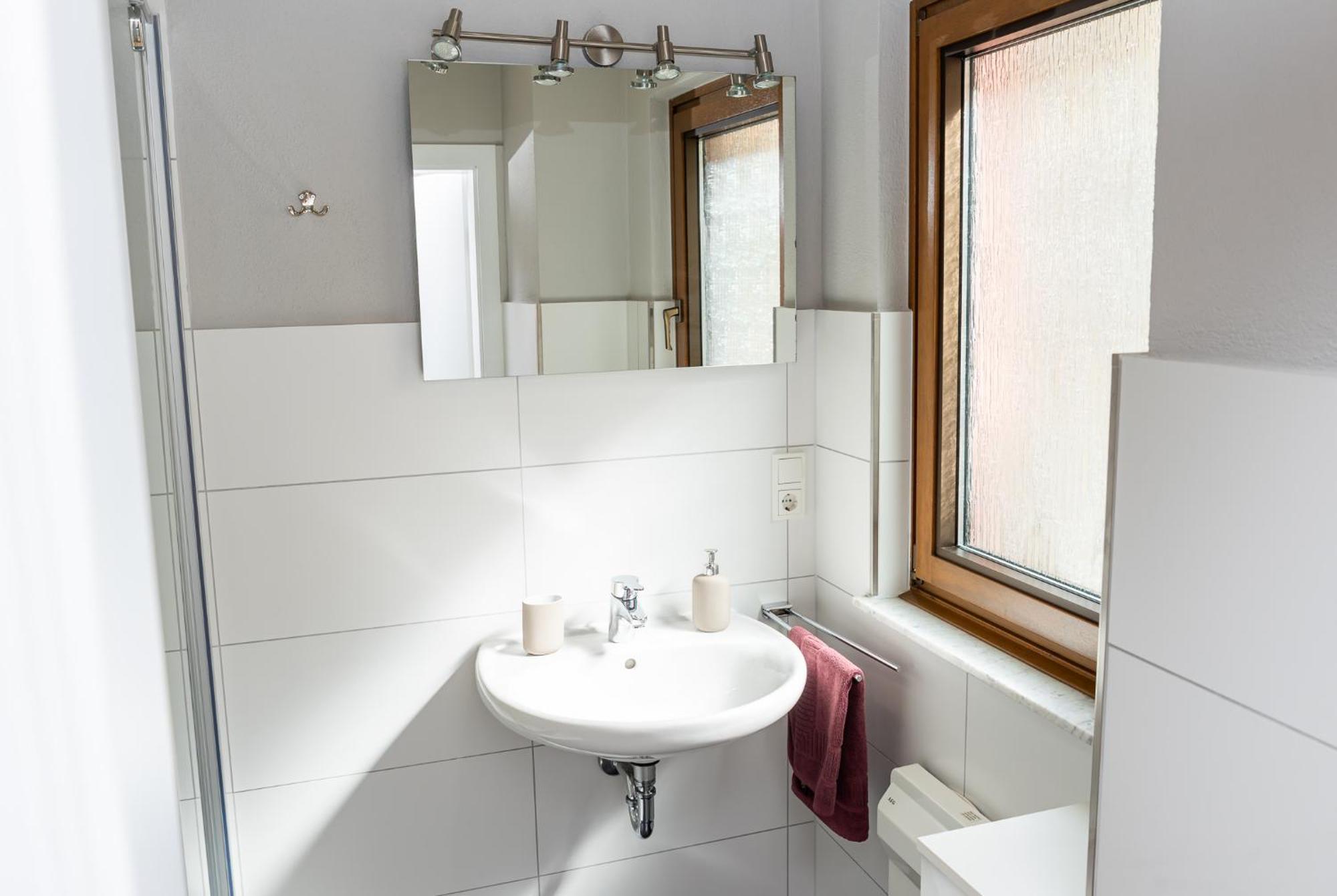 Ferienwohnung Mosel-Saar-Ruwer แบร์นคาสเทล-คืสท์ ภายนอก รูปภาพ
